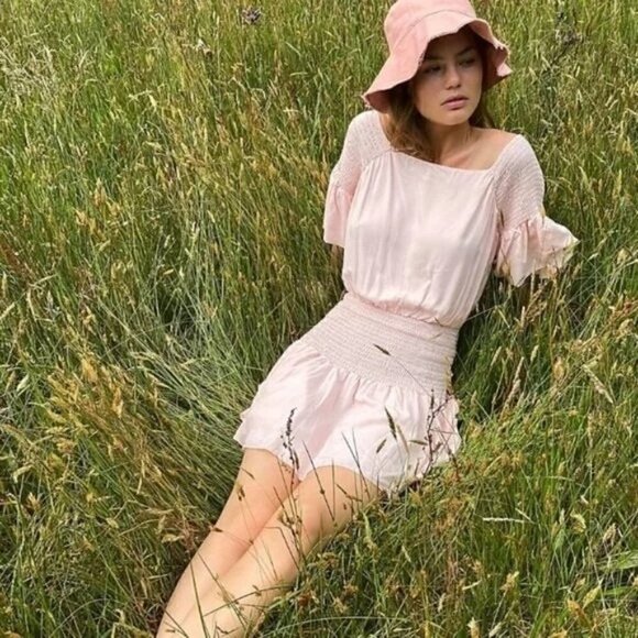 Free People Dresses & Skirts - Free People Sam Light Pink Smocked Short Sleeve Mini Dress S